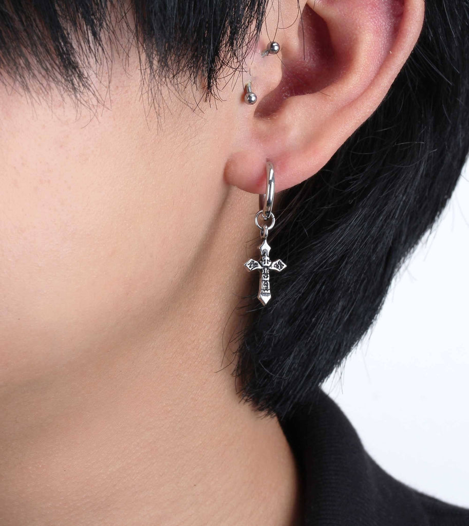 1pc BTS Jimin Earring Stud KPOP Punk Fashion Rock Star Men's Jewelry  Earrings for Women | Shopee Singapore